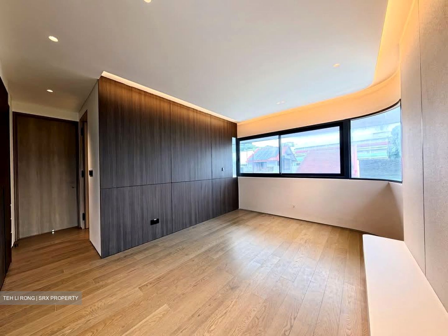 Opera Estate (D15), Terrace #559215791